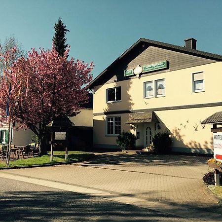 Landhaus-Brunnenhof Olzheim ภายนอก รูปภาพ